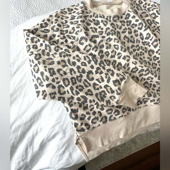 FRAME Leopard Crewneck Sweater - Picture 9 of 11